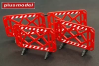 Plusmodel M-591 Plastic barriers - 4 pcs. (resin set) 1/35
