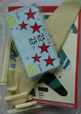 Kora Model C7286 I-16 Typ 29 Soviet service II. Conv.set (ICM) 1/72