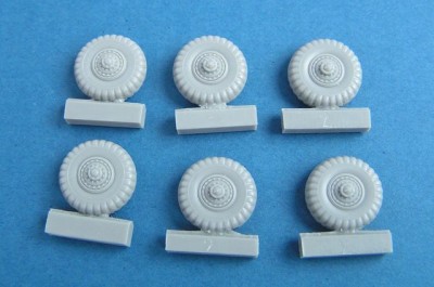 Pavla Models M72-61 DUKW - wheels for kit Italeri 1:72