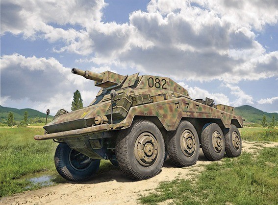 Italeri 06756 Sd. Kfz. 234/3 1/35