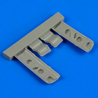 QuickBoost QB32160 P-40E Warhawk undercarriage covers 1/32