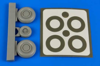 Aires 7306 Su-27 Flanker (late) wheels &amp; paint masks 1/72