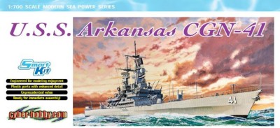Dragon 7124 U.S.S. Arkansas CGN-41 1/700