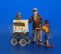 Plus model 291 Organ grinder 1:35