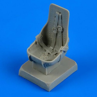 QuickBoost QB48611 Lavochkin La-5/La-5F/La-5FN seat with safety belts 1/48