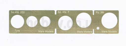 Different Scales 35030 Трафарет для окраски катков Sd.Kfz 250/7/Pz 38t 1/35