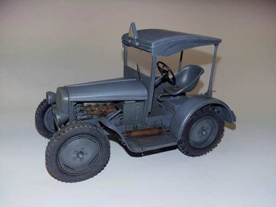 Plus model 485 1/35 Hanomag RL-20 (complete resin kit)