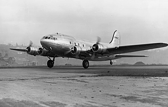 Anigrand ANIG4075 Boeing C-75 Stratoliner 1/144