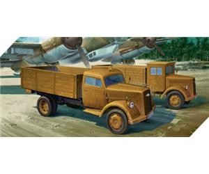 Academy 13404 немецкий грузовик