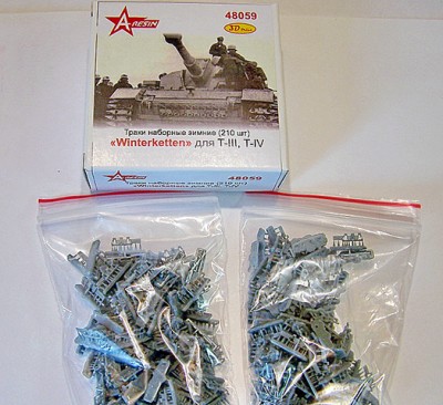 A-resin 48059 T-III T-IV Траки наборные зимние &quot; Winterketten&quot; (в комплекте 210шт) 1/48