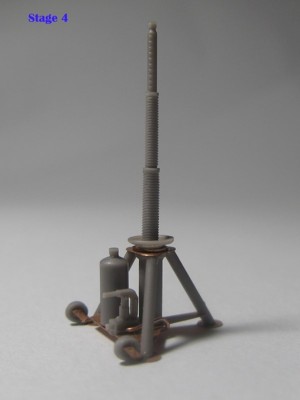 A-Squared AASQ48011 4, 5 Ton Two-Stage Jack resin +photoetched (2 in a set) 1/48