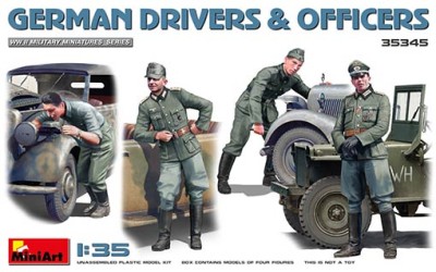 Miniart 35345 1/35 German Drivers &amp; Officers (4 fig.)