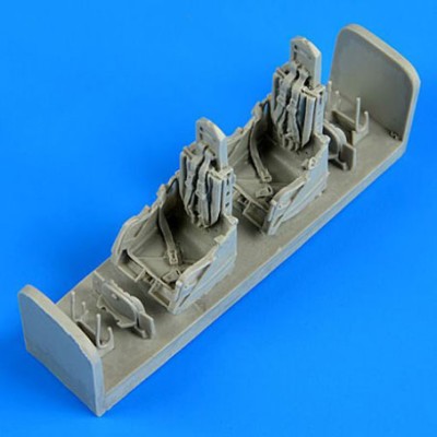 QuickBoost QB48610 L-29 Delfin - early ejection seats with safety belts 1/48