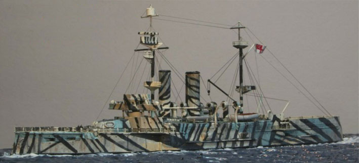 Combrig 70269 HMS Queen Battleship, 1904 1/700