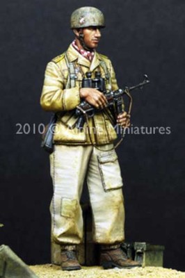 Condor F-350229 Германский парашютист в тропической форме 1:35