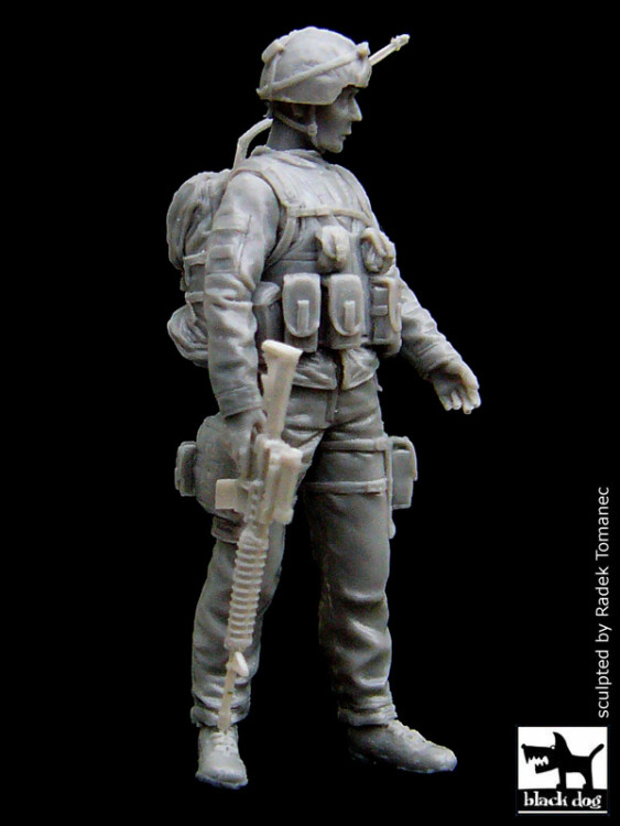 BlackDog F35017 Canadian soldier in Afganistan N°2 1/35
