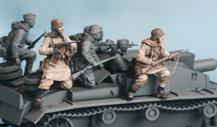 Tank T-35026 Немецкие мотопехотинцы СС №2, Харьков, зима 1943. Две фигуры. 1/35