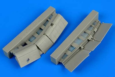 Aires 7303 F4U-1 Corsair flaps 1/72