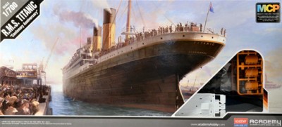 Academy 14214 Titanic Centenary Anniversary 1/700