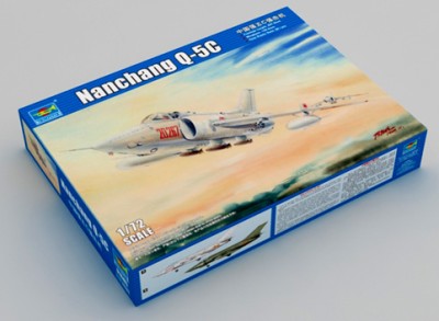 Trumpeter 01685 Nanchang Q-5 C 1/72