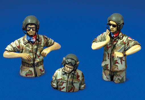 Condor F-350272 Современные танкисты НАТО, 3 бюста (Британия, Италия и др.) 1:35