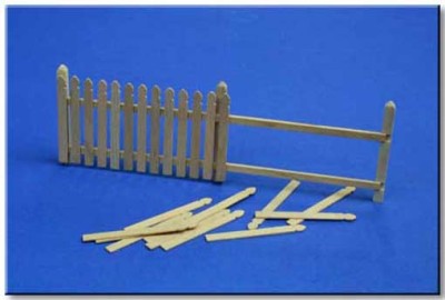 RB Model 35D01 Wooden palings 1/35