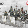 Stalingrad 3220 Гренадеры и танкисты СС в зимней форме, 13 фигур 1/35