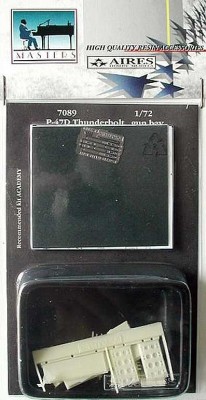 Aires 7089 P-47D THUNDERBOLT gun bay 1/72