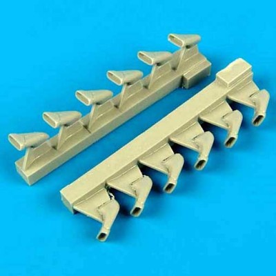QuickBoost QB32 078 Spitfire Mk.IX exhaust - fishtail (распродажа) 1/32