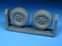 Barracuda Studios BCR72464 De Havilland Mosquito Slotted Mainwheels - Block Tread 1/72