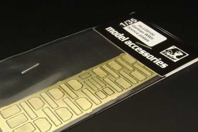 Hauler HLU35100 German WWII licence plates (PE set) 1/35