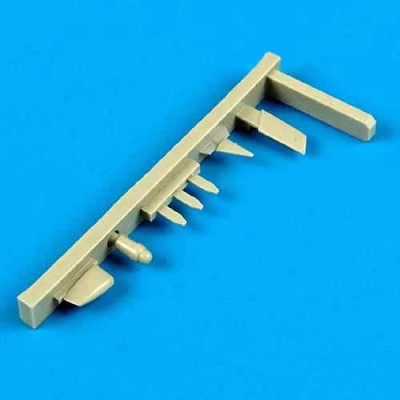 QuickBoost QB72250 A-1 Skyraider antennas 1/72