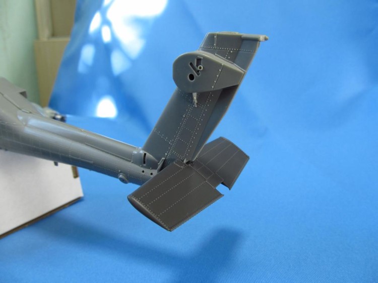 Metallic Details MDR48105 Boeing/Hughes AH-64 Apache tail stabiliser late type 1/48