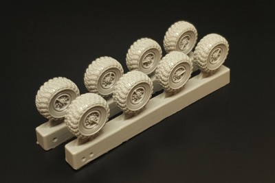 Hauler 72148 Wheels for 9K714 OKA / SS-23 Spider (HOBBYB) 1/72