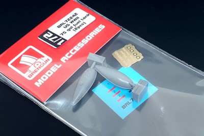 Brengun BRL72242 US WWII 75 gal fuel tank (2 pcs.) 1/72