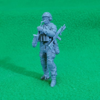 СВ Модель 6016 Фигурка &quot;Саксофонист&quot; 1/35