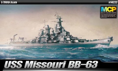 Academy 14222 USS Missouri BB-63 1/700