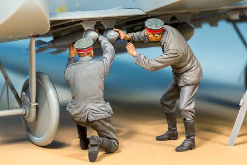 Copper State Models F32-013 German bomber ground personnel N.1 1/32