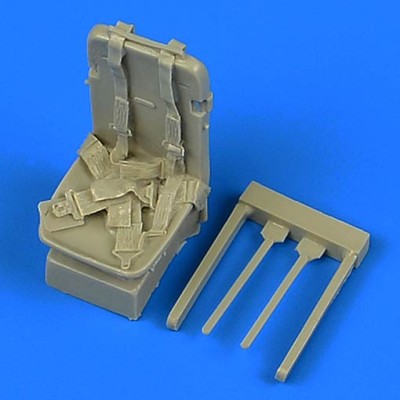 QuickBoost QB32214 P-51D Mustang seat with safety belts 1/32