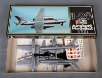 Veb Plasticart Ил-28 1/100