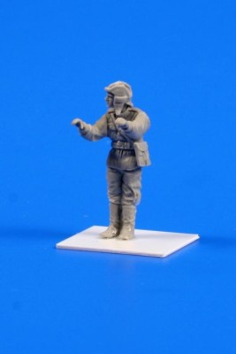 CMK F72281 Soviet WW II Tank Crew + soldier for T-34 1/72
