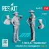 Reskit F48073 F-105 F,G 'Thunderchief' male pilots stand.p. 1/48