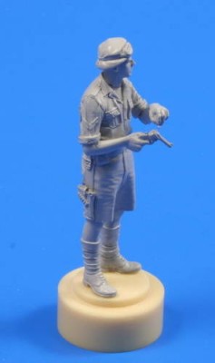 CMK F35218 British WW II &quot;Desert rat&quot; tank crew from African Battlefield (1fig.) 1/35