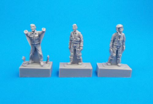 CMK F72308 Two French Pilots & Mechanic for Mirage F1.B 1/72