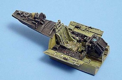 Aires 4071 F-84G THUNDERJET cockpit set 1/48