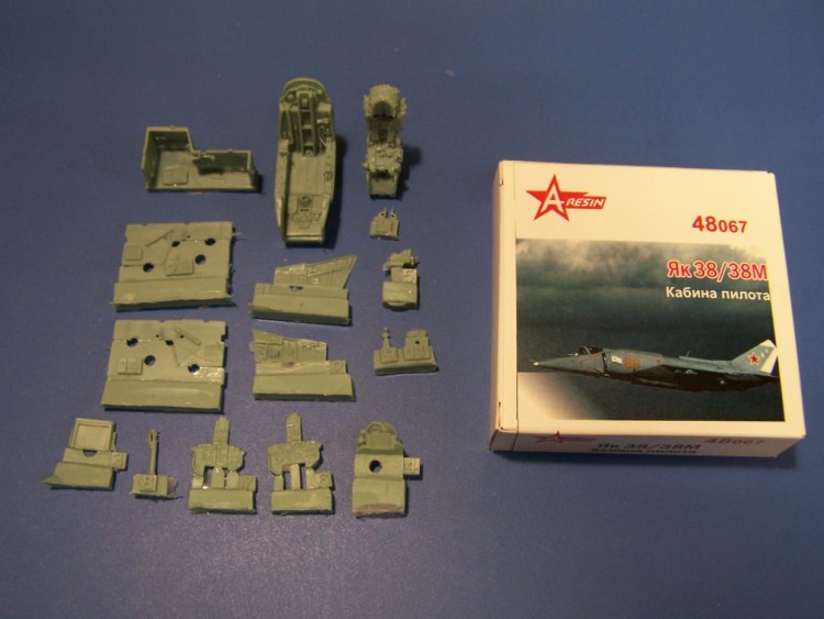 A-resin 48067 Як-38/38М Кабина пилота с носовой нишей шасси 1/48