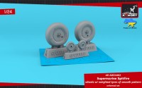 Armory ARAW24402 Supermarine Spitfire Mk.IXc wheels with weighted tyres of smooth pattern & covered hub 1/24