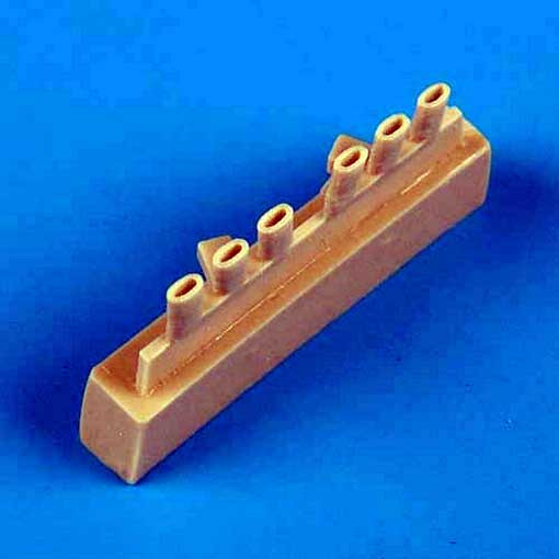 QuickBoost QB48346 Henschel Hs 126 exhaust 1/48