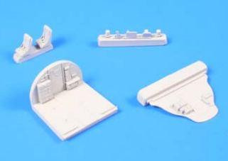 CMK 7208 B-17G Flying Fortress Navigators' Comp. REV 1/72