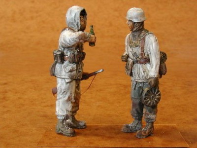CMK F35002 German Infantrymen Winter (2 fig. ) 1/35